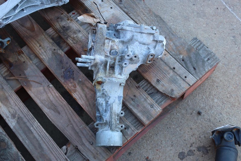 2014-2019 TOYOTA HIGHLANDER AWD A/T TRANSMISSION TRANSFER CASE BOX OEM