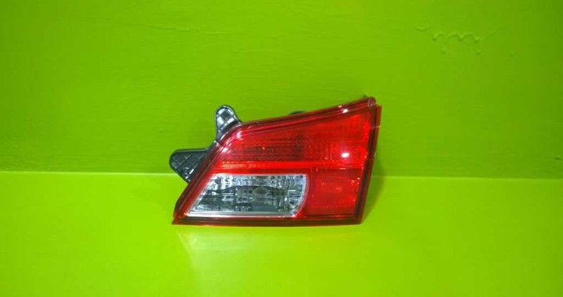 10-14 LEGACY OUTBACK WAGON PASSENGER RIGHT LID TAILLIGHT LAMP OEM 3937-44