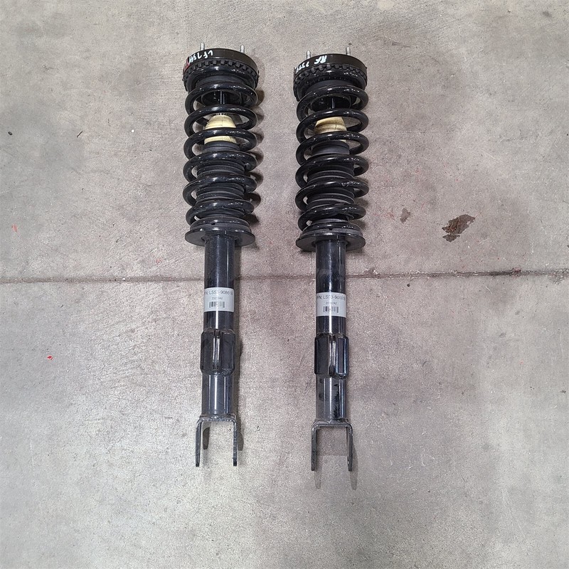 06-10 Dodge Charger Srt8 Front Springs Struts Rh Lh Aa7394
