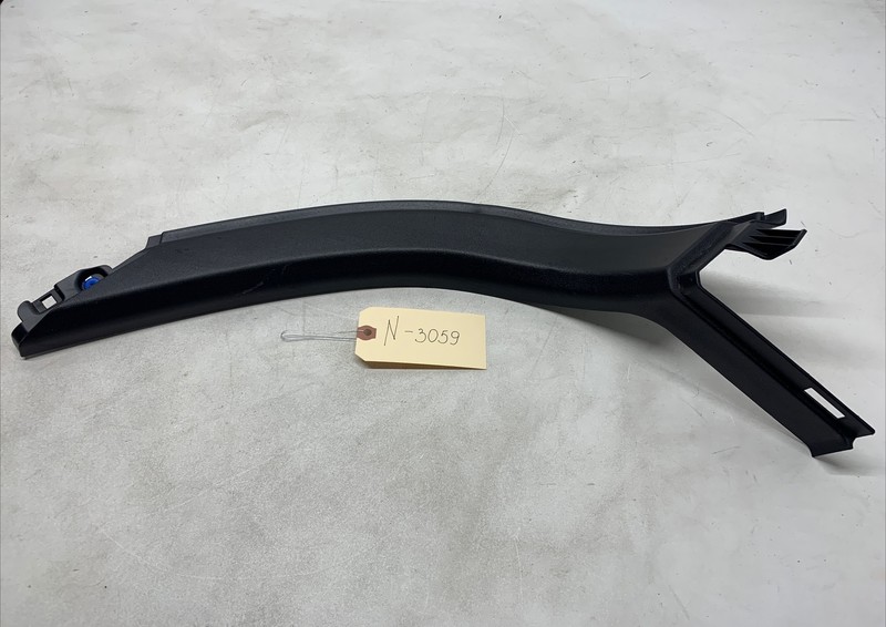 Tesla Model S Rear Trunk Garnish Right Passenger Side Trim 1009066-00-C 3059 U5