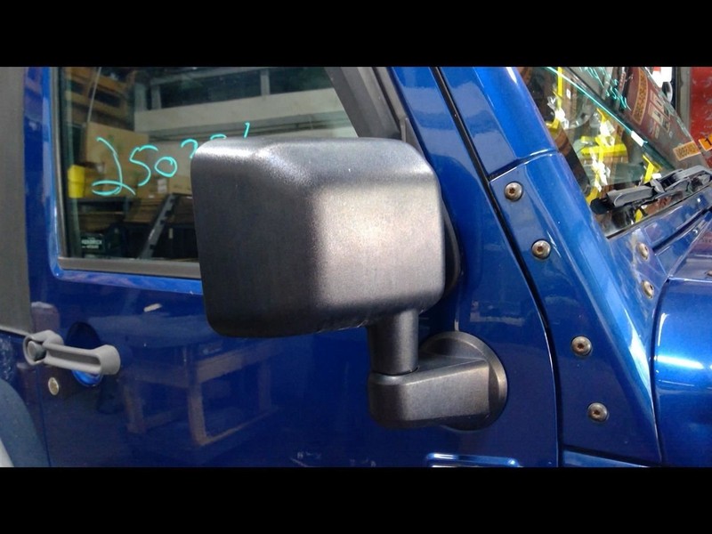 Passenger Right Side View Mirror Manual Fits 07-10 WRANGLER 1667065