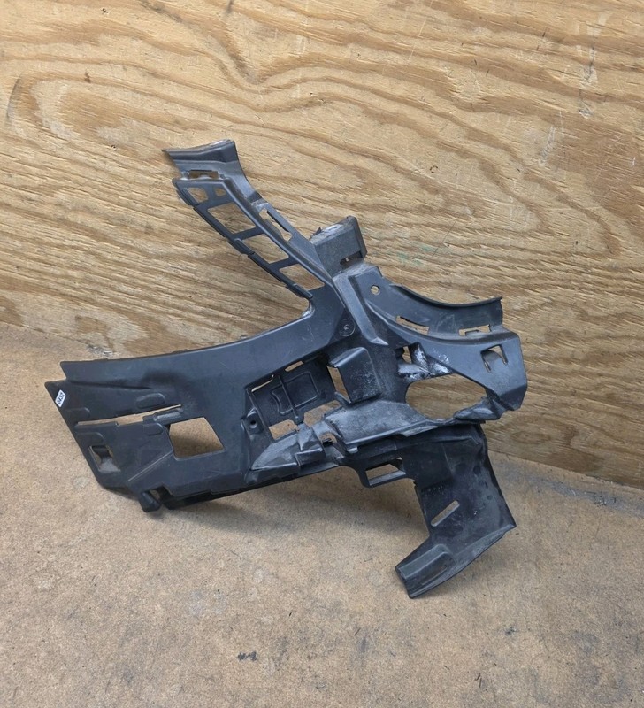 2018-2020 Mercedes Benz S Class AMG Package Front Bumper Bracket Right Side OEM