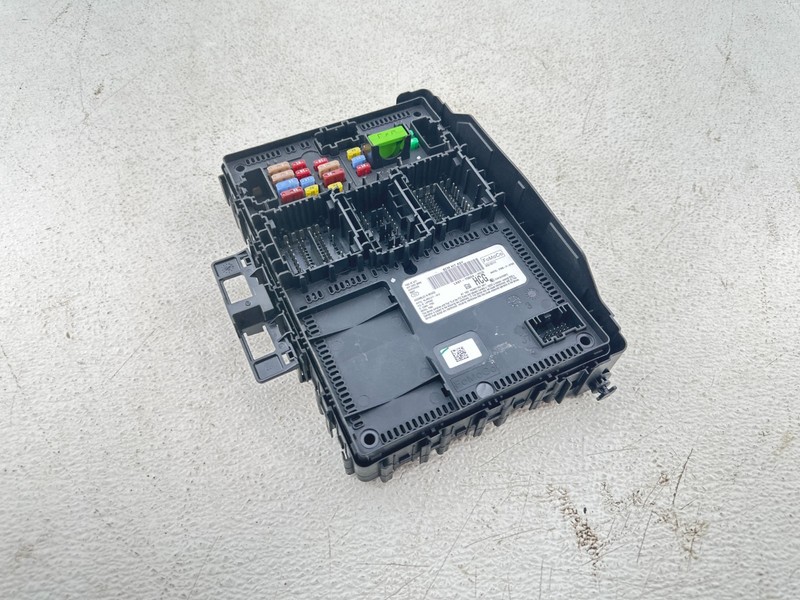 2021-2024 FORD BRONCO SPORT BODY CONTROL FUSE BOX OEM
