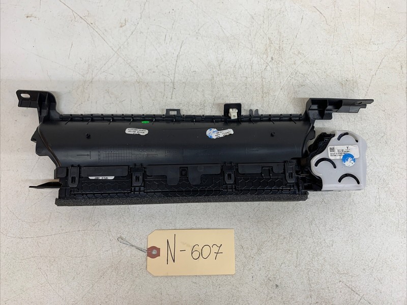 ⚡️17-22 TESLA MODEL 3 LEFT SIDE HEATER AC AIR VENT DUCT OEM 607 B83