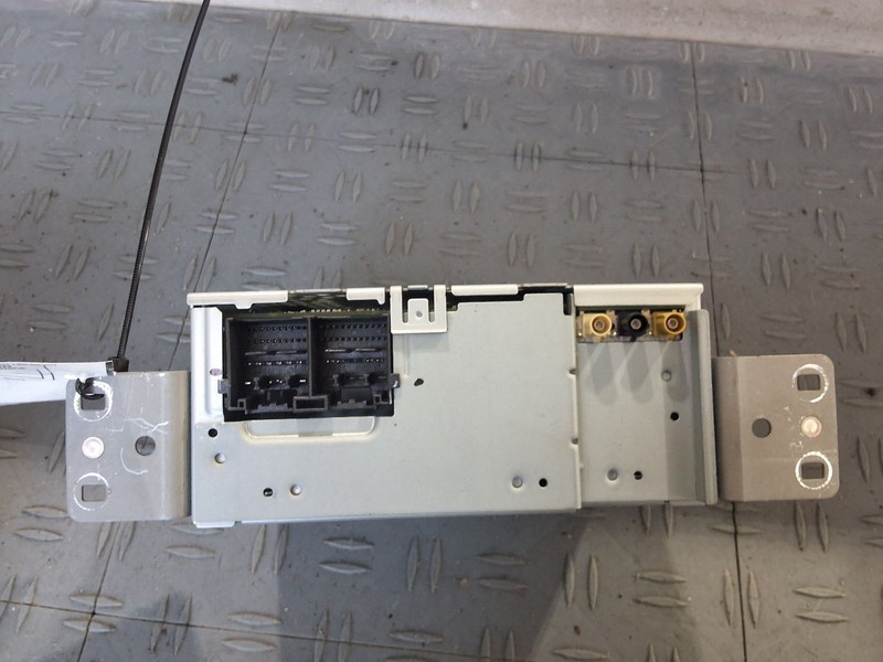 2020 Ford Escape Radio Receiver ID LJ6T-18K810-AC Thru LJ6T-18K810-AD