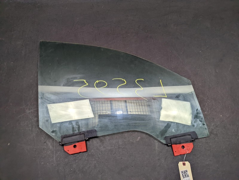 Front Right Door Window Glass 2021 Lincoln Nautilus FA1B-R214A50-A 2019 - 2023