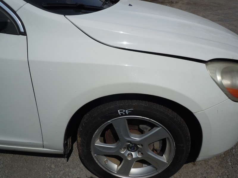 2011 2012 2013 Volvo S60 Fender Passenger Right RH 614