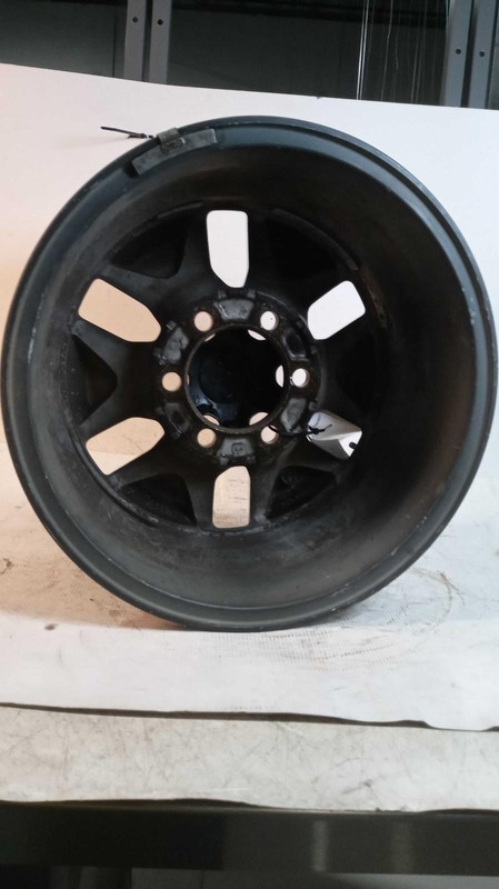 2015 Toyota Tacoma 16x7 Black Alloy Wheel OEM 42611YY240 6 Spoke Used