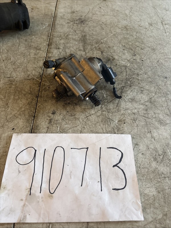 2005-2009 AUDIA42.0 High Pressure Fuel Pump06F127025h