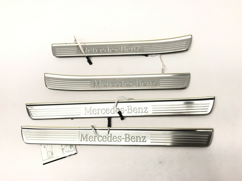 14 15 16 17 18 MERCEDES BENZ S CLASS S550 DOOR SILL SET ILLUMINATED