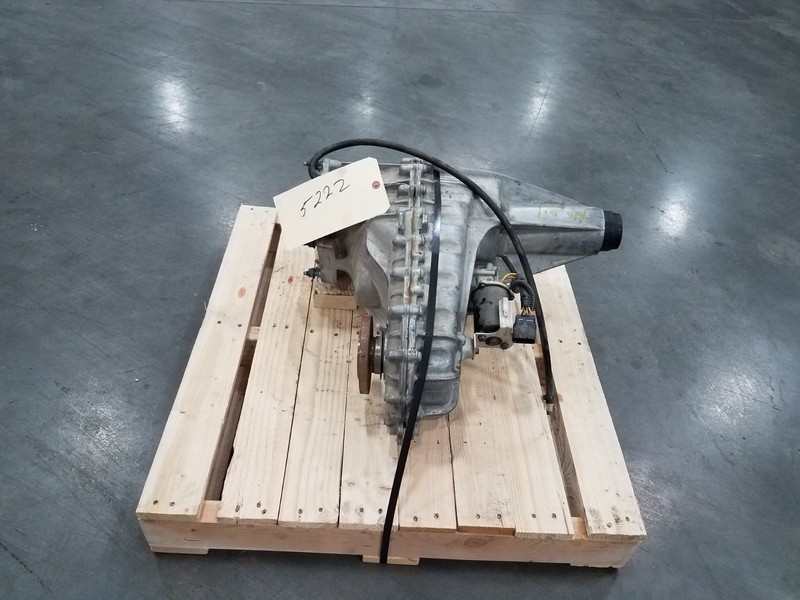 2018 Ram 3500 Laramie DRW Diesel 4x4 Borg Warner 44-46 Transfer Case #5222 T1