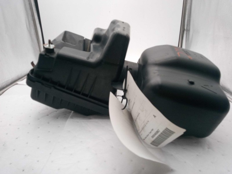 2010 Subaru Legacy Air Cleaner Assembly OEM 46052AG07A Green Used 163K Miles