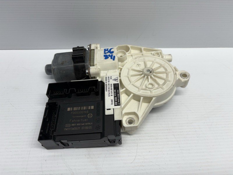 2009-2012 Porsche Boxster Cayman 911 Left Power Window Motor 99762418106