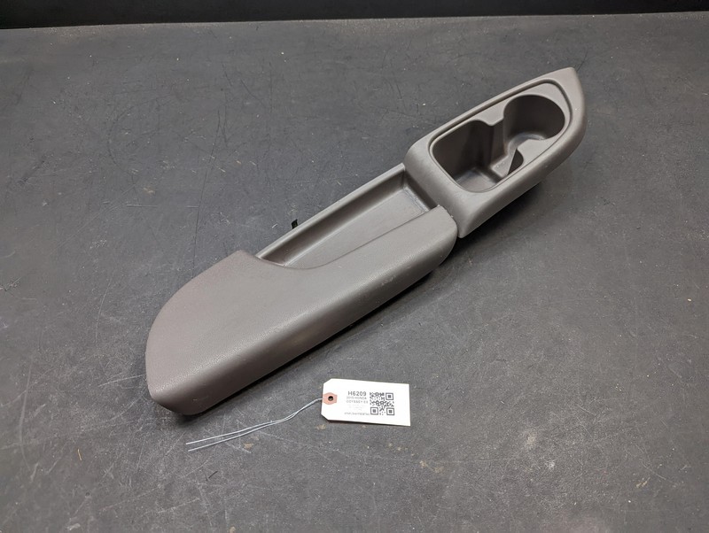Rear Left Quarter Trim Panel Cup Holder 2015 Honda Odyssey 84661-TK8-A01 11-2017