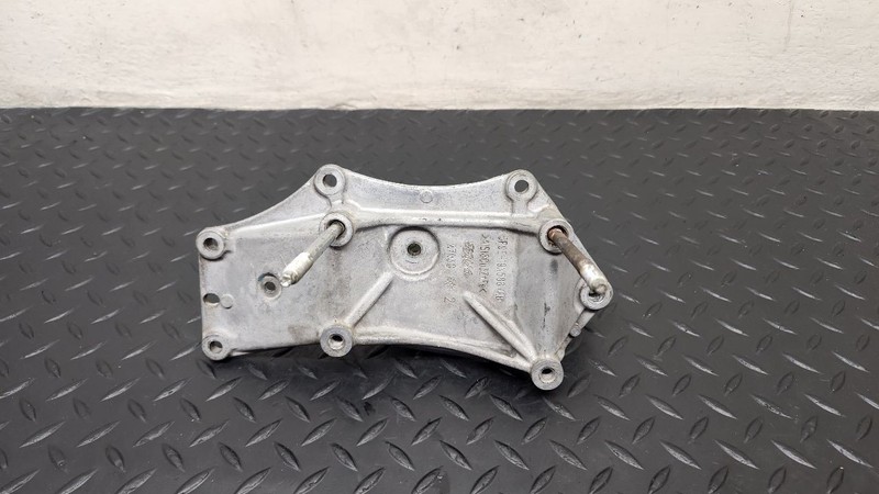 05-07 Ford Freestyle 3.0L A/C AC Compressor Bracket OEM 5F9Z-19N586-AA