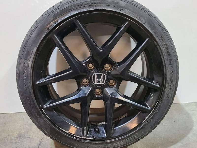 Wheel 18x8 Alloy 5 V Spoke Without Si Logo Fits 22-25 CIVIC 588572