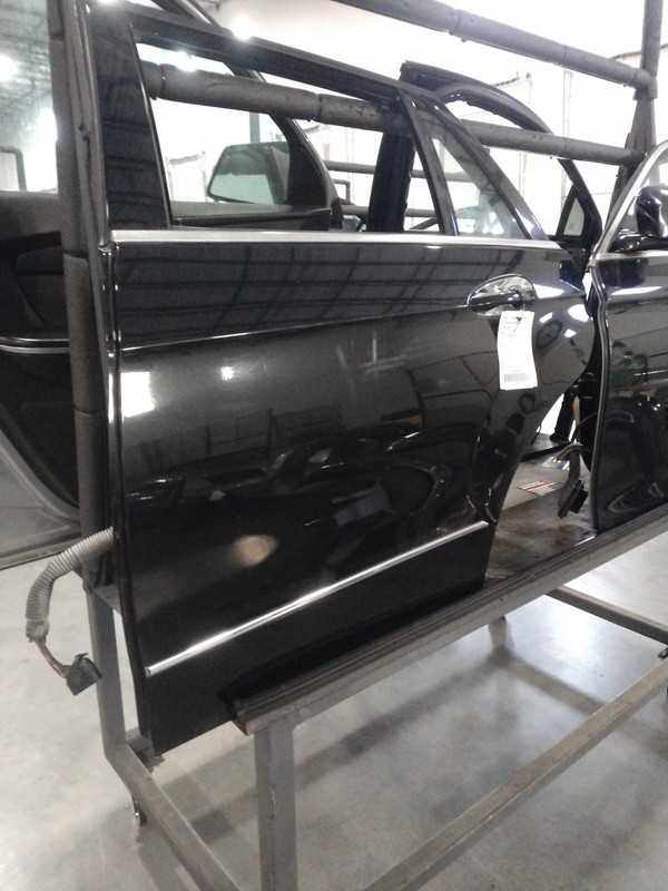 2011 Mercedes E-Class Left Rear Door Black Good Condition No Rust 397949