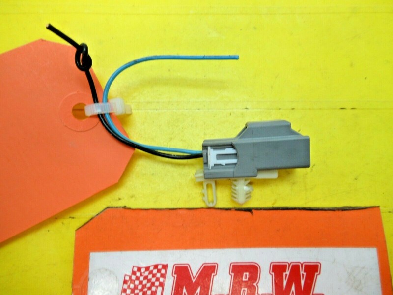 WIRE PLUG CONNECTOR END off THIRD BRAKE LIGHT 3RD HARNESS for ACADIA OUTLOOK