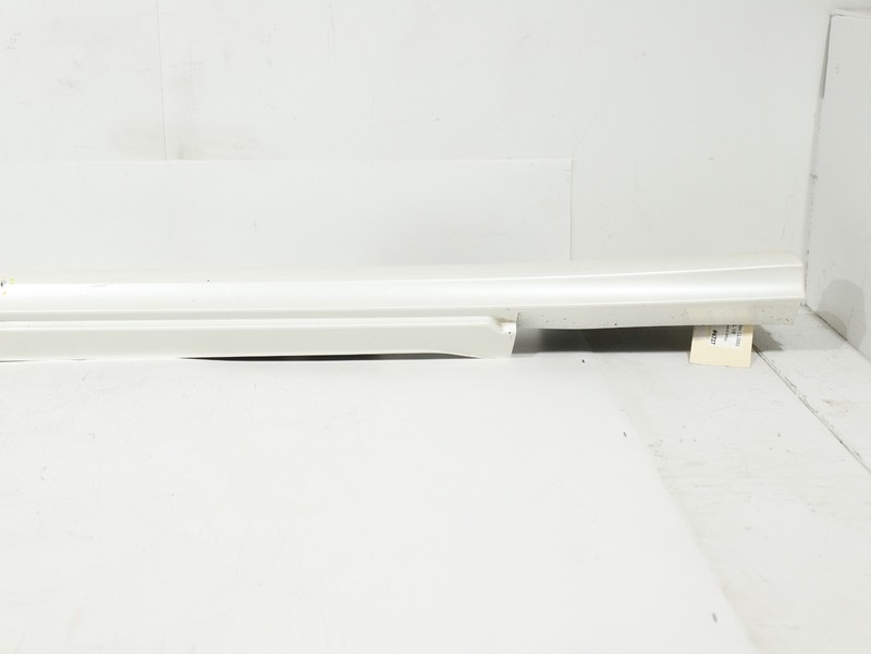 12-18 Mercedes W218 CLS550 LEFT Side Skirt Rocker Panel Molding White OEM