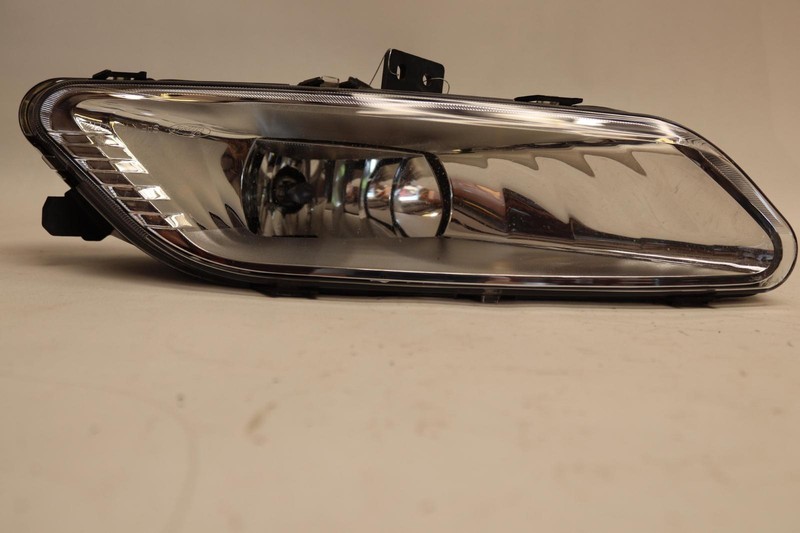 2017-2018 FORD FUSION LEFT DRIVER SIDE DRIVING FOG LIGHT LAMP HALOGEN OEM