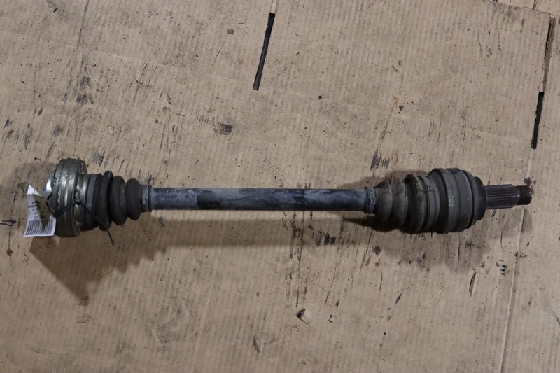 2012-2015 BMW X1 2.0L RWD E84 REAR LEFT SIDE AXLE SHAFT CV U JOINT OEM
