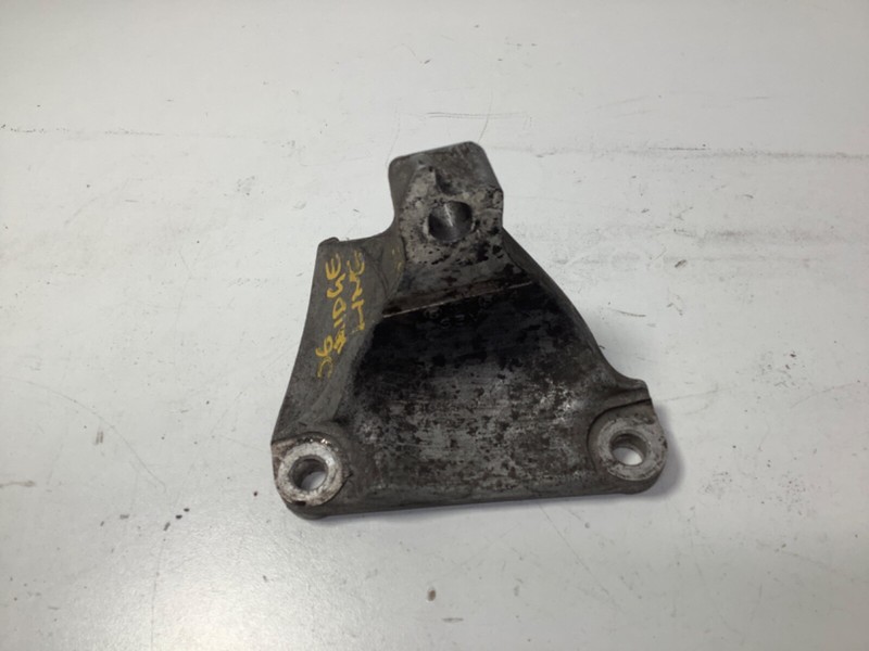 03-06 Acura MDX 06-08 Ridgeline 06-08 Pilot Front Engine Motor Mount Bracket OEM