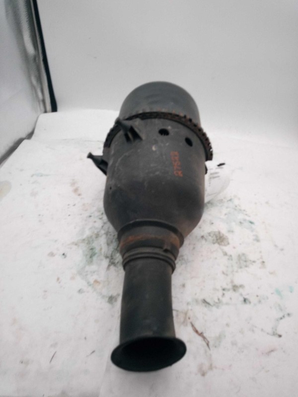 2000 Ford Excursion Air Cleaner Assembly OEM YC3U9C662AE Used 222K Miles