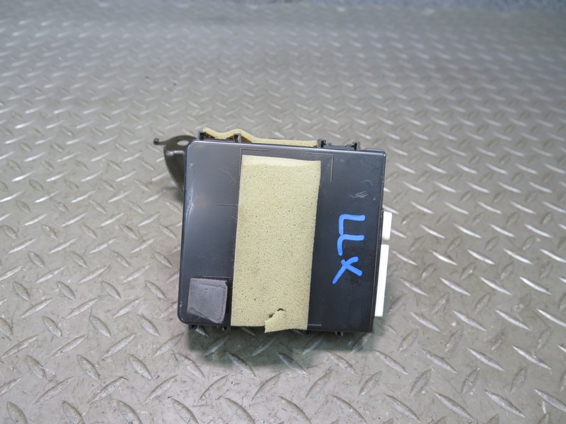 2003-2007 LEXUS UZJ100L LX470 MULTIPLEX MPX NETWORK BODY COMPUTER CONTROL MODULE