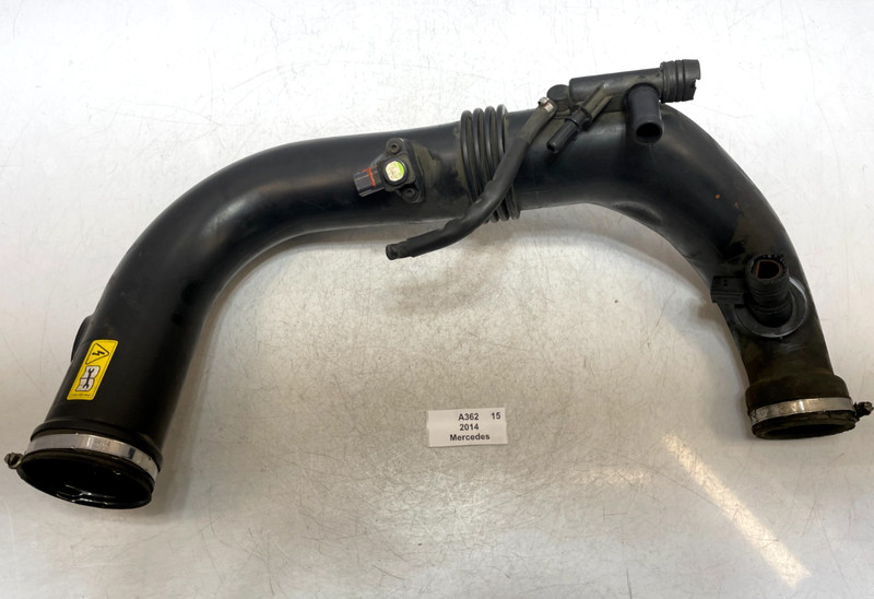 ✅ 2012-2015 OEM Mercedes W204 C250 Engine Air Intake Hose Pipe