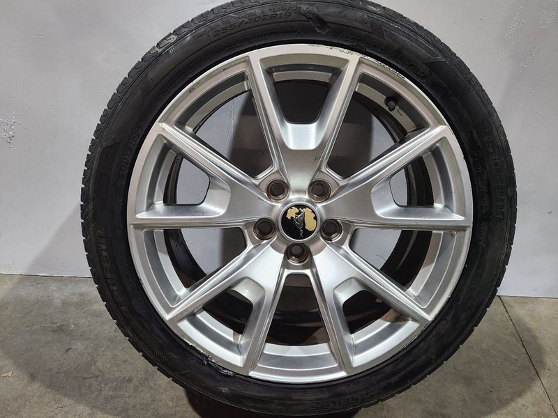 Wheel 19x8-1/2 Aluminum 10 Straight Spoke Fits 15-17 MUSTANG 588909