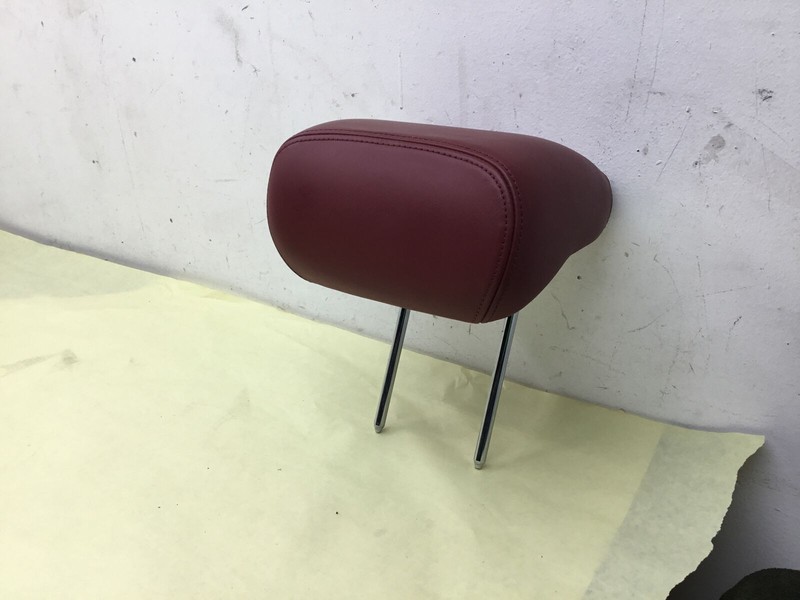 Maserati GHIBLI S Q4 Rear Center Seat Headrest Head Rest 14-17 |:Y