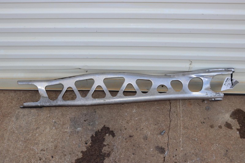 2017-2020 FIAT 124 SPIDER A/T TRANSMISSION FRAME BRACE MOUNT SUPPORT BRACKET OEM