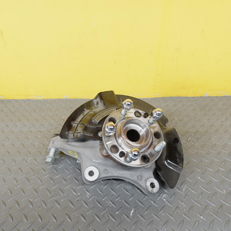 2021-2025 HYUNDAI SANTA FE FRONT LEFT SUSPENSION SPINDLE KNUCKLE HUB 51710S1AA0