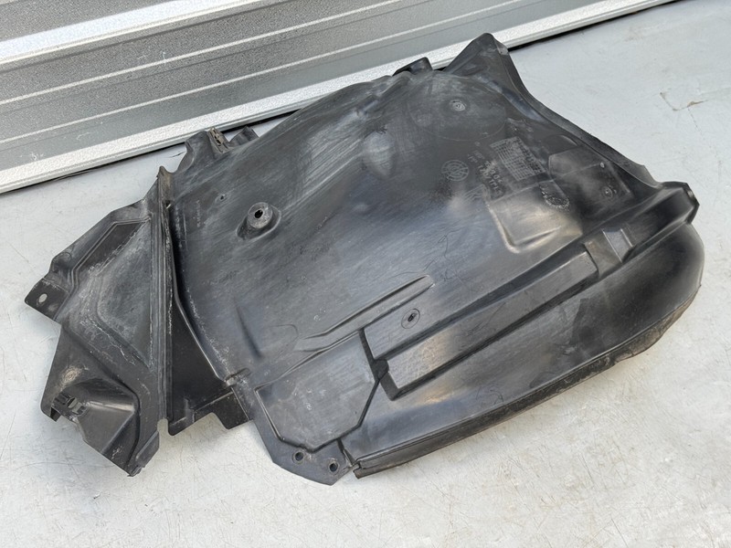✅2010-2016 MERCEDES-BENZ E350 WHEEL ARCH SPLASH GUARD FRONT RIGHT FENDER OEM