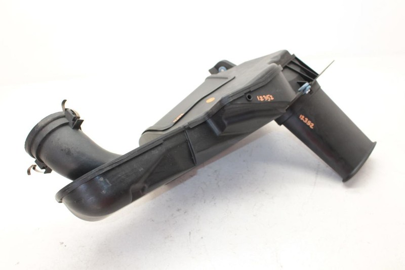 09-12 Porsche CAYMAN 2.9L Air Cleaner Box Filter Box Housing 98711002100