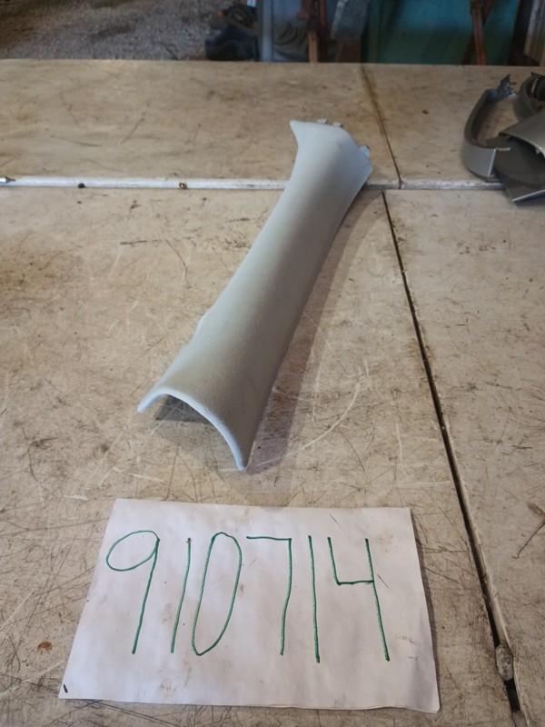 1998 - 2005 MERCEDES-BENZ W163 ML500 LEFT SIDE TRIM MOULDING 1636905925