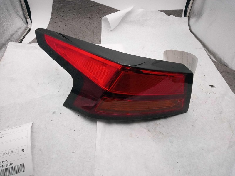Used Left Tail Light Assembly fits: 2023 Nissan Altima quarter panel mounted Lef