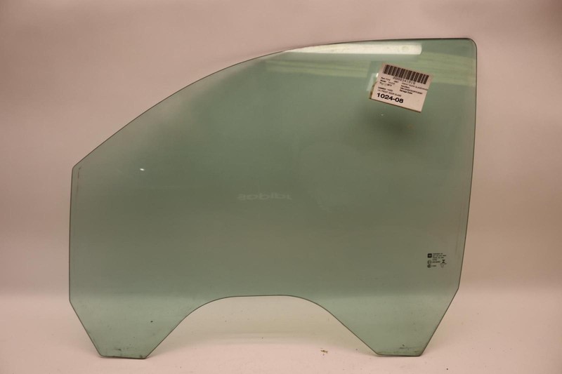 2015-2020 CHEVY TAHOE FRONT LEFT DRIVER SIDE DOOR WINDOW GLASS OEM