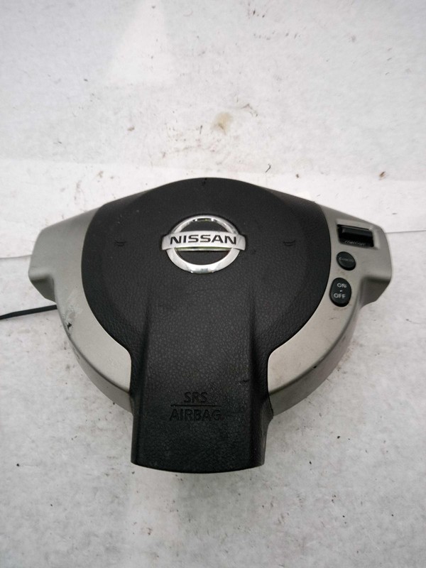 2009 Nissan Rogue Steering Wheel Air Bag Silver Used 193K Miles OEM Part 407819