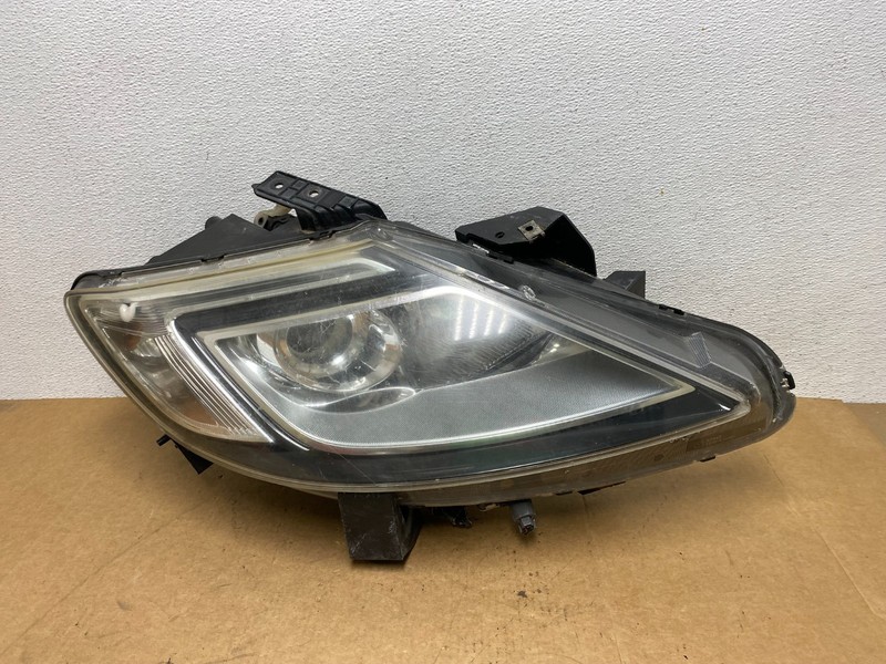 2007 - 2009 Mazda Cx9 Cx-9 Right Passenger RH Headlight Xenon HID Oem AE3154 DW