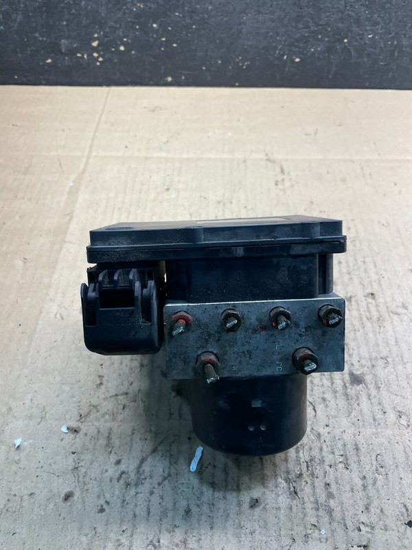 06-12 Mercedes R350,GL450,ML500 A2515452532 ABS AntiLock Brake Pump OEM w6790 DG
