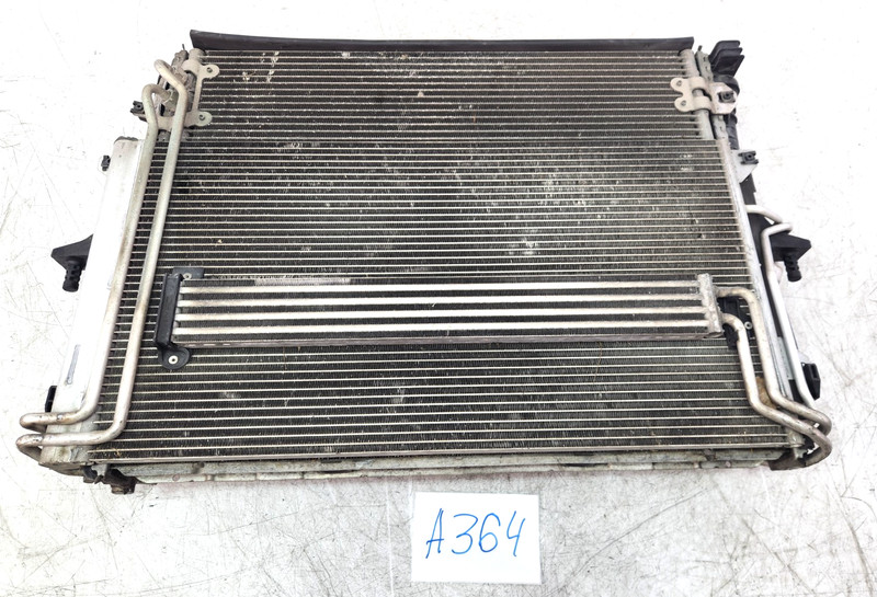 ✅ 03-10 OEM Porsche Cayenne 955 957 Engine Motor Cooling Radiator Assembly*