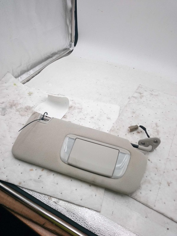2019 Subaru Legacy Sun Visor White Used 509236 62000 Miles 4DR SUV