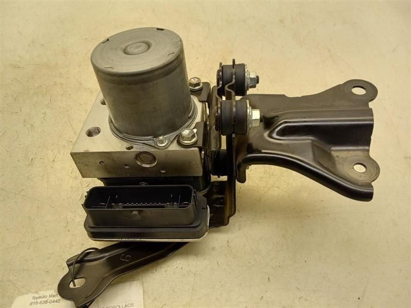 Anti-Lock Brake Part Actuator And Pump Assembly Fits 22 COROLLA CROSS