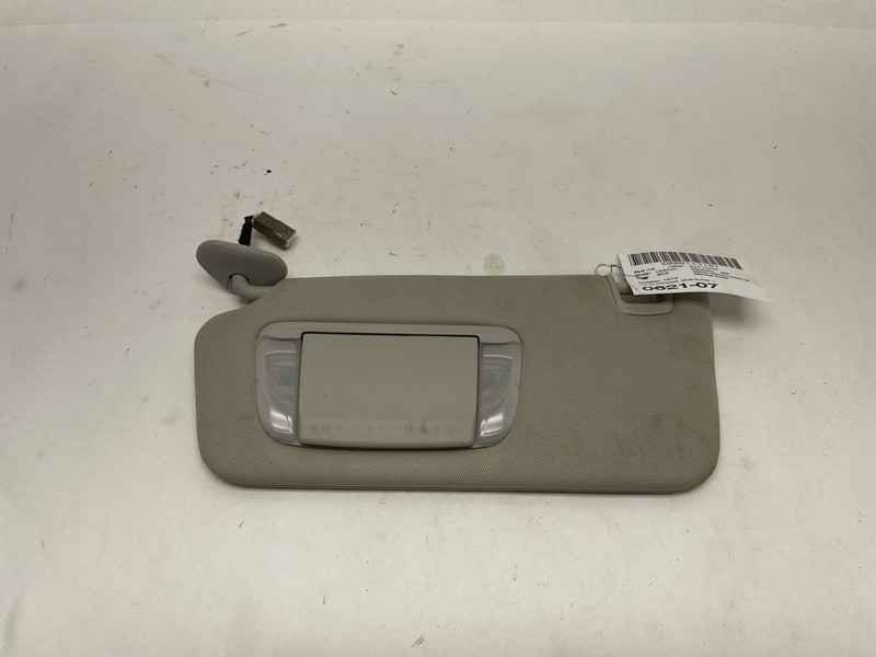 2015-2019 SUBARU OUTBACK LEGACY SUNVISOR SHADE FRONT LH DRIVER SUN VISOR BEIGE