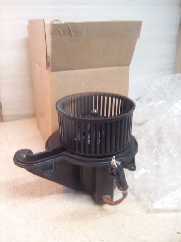 2015 Mack Blower Motor S8377002