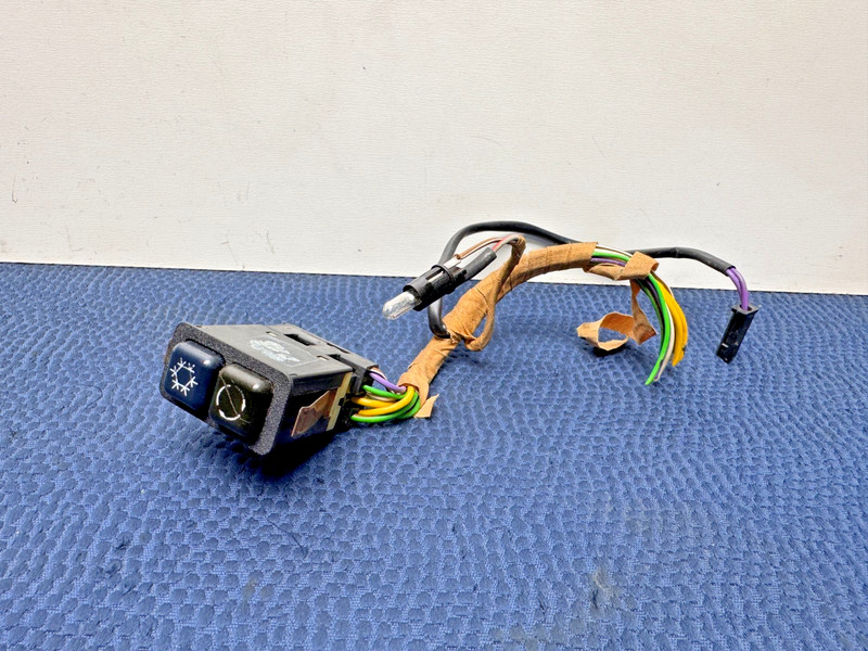 84–93 BMW E30 A/C Air Conditioning Recirculation Control Switch w/ Pigtail OEM