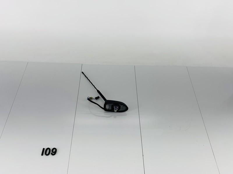 13-15 FORD ESCAPE REAR UPPER EXTERIOR ROOF AUDIO RADIO SATELLITE ANTENNA OEM