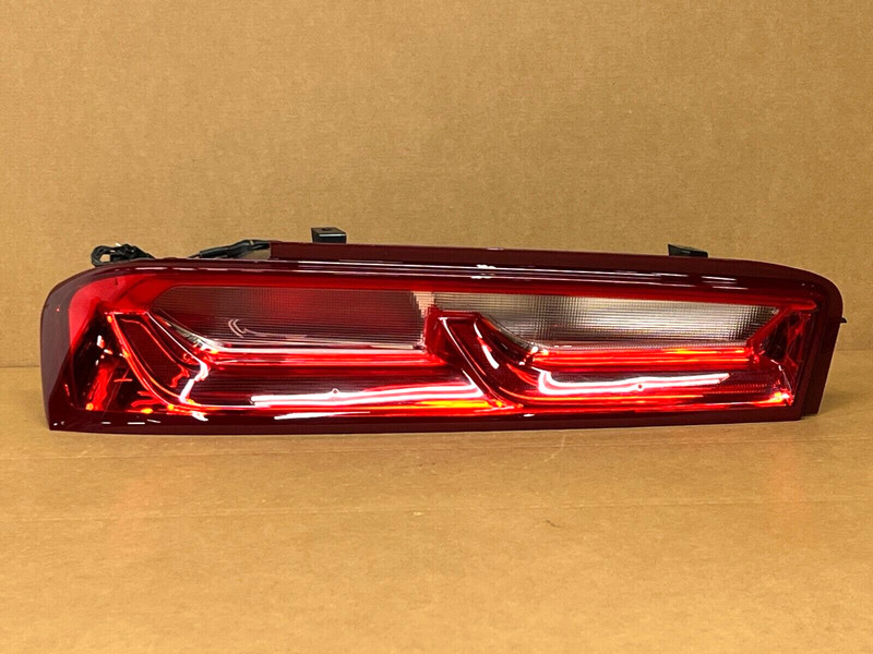 ⭐PERFECT! 2016-2018 CHEVY CAMARO LEFT LH DRIVER LED TAILLIGHT TAIL LAMP OEM