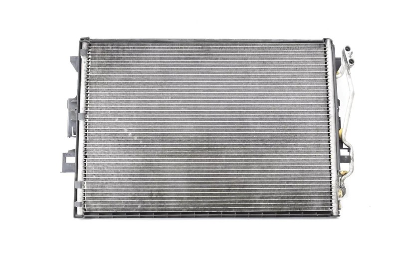 07-09 Mercedes W221 S550 CL550 AC A/C Condenser Oil Cooler OEM